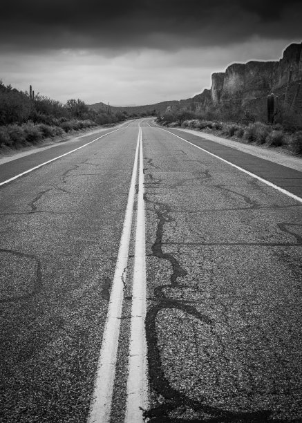 寂寞公路图片下载