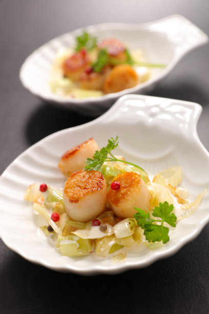 奶油韭菜炒扇贝素材图片