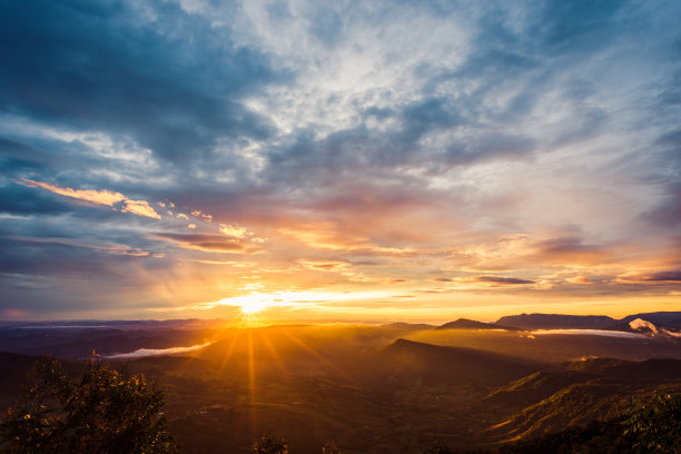 鸟瞰图，山顶景观图片下载