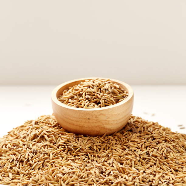 木碗里的稻子图片下载