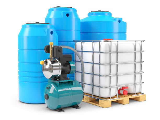 自主供水设备。抽水站和聚氯乙烯水箱图片下载