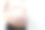 孕妇在腹部涂抹护肤霜图片下载