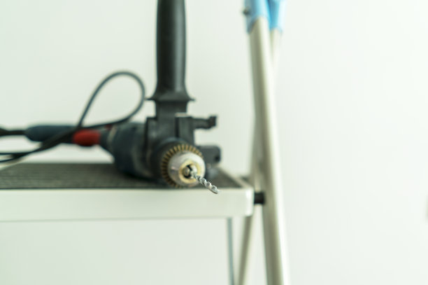 梯子电钻图片下载