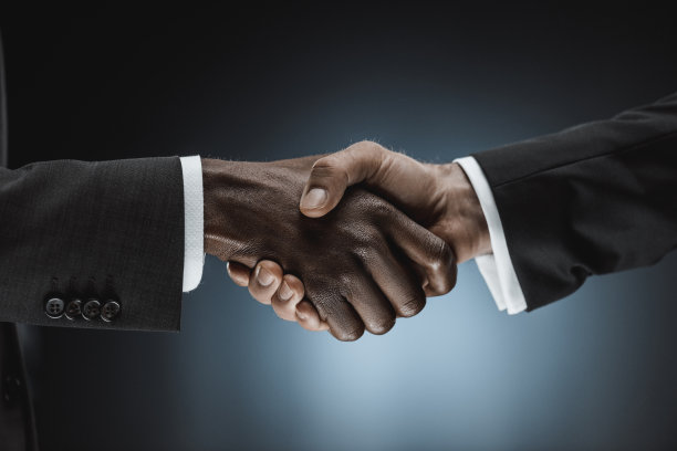 多元文化的商人握手素材图片