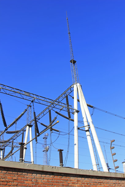 变电站里的电力设备，特写照片图片下载