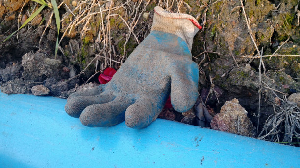 单手套，在建中图片下载