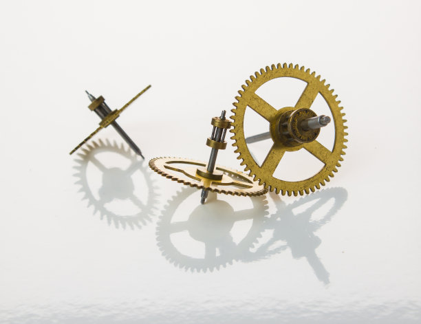 旧时钟的齿轮孤立在白色背景上图片下载