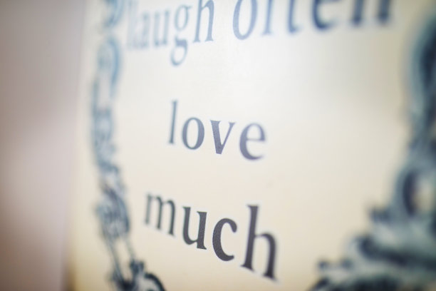 侧视柔聚焦于爱情图片下载