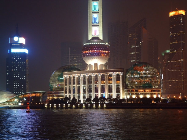 夜晚的上海图片下载