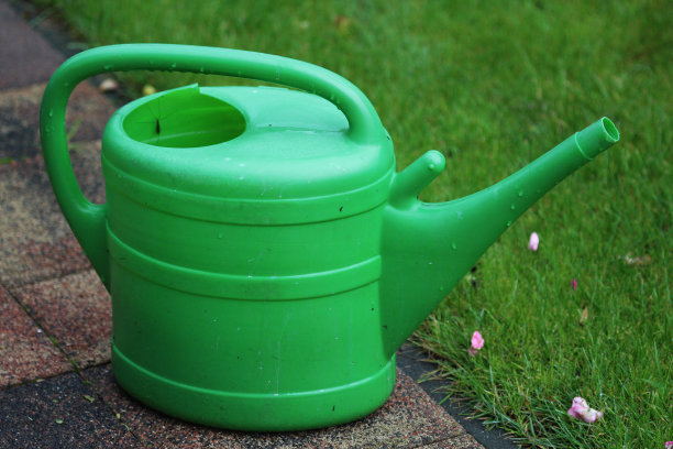 绿色喷壶图片下载