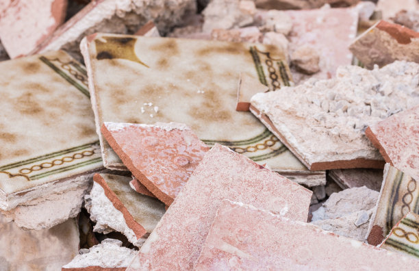 旧瓷砖拆除瓦砾图片下载