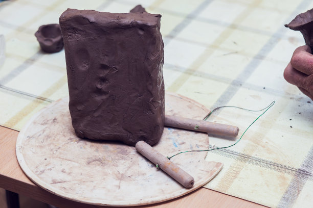 用来做模型的一块粘土图片下载