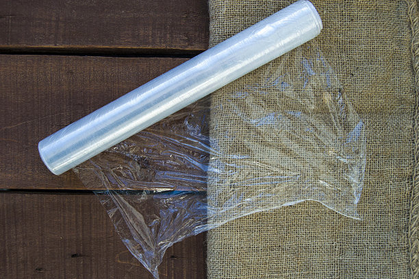 厨房工具和用具，用来保护蔬菜和水果的拉伸胶片图片，图片下载