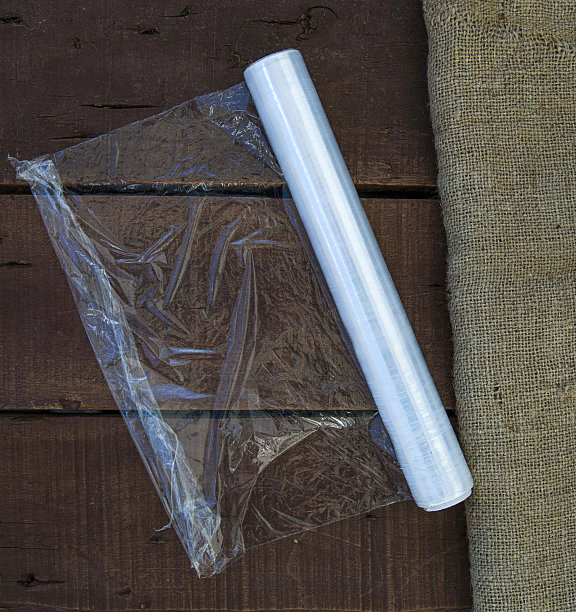 厨房工具和用具，用来保护蔬菜和水果的拉伸胶片图片，图片下载