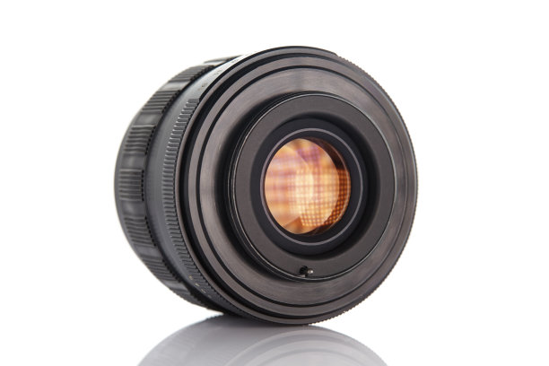 白色背景下的单反相机镜头背面图片下载
