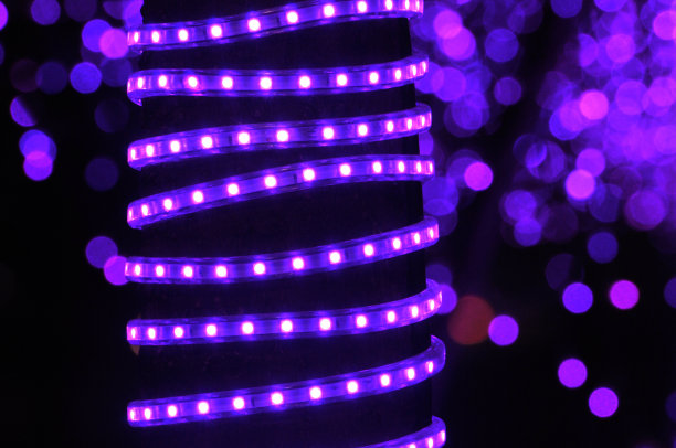 圣诞新年冬天模糊的灯光背景在中国成都图片下载