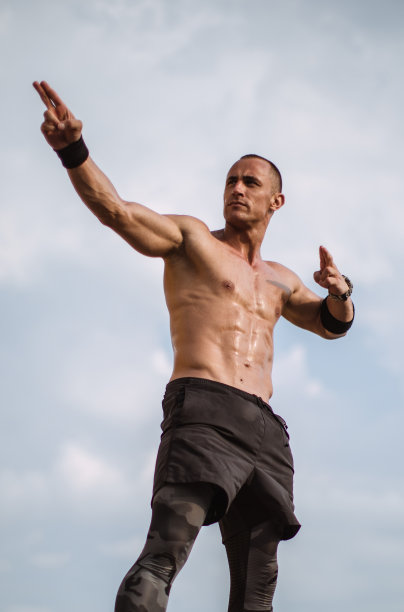 到达天空图片下载