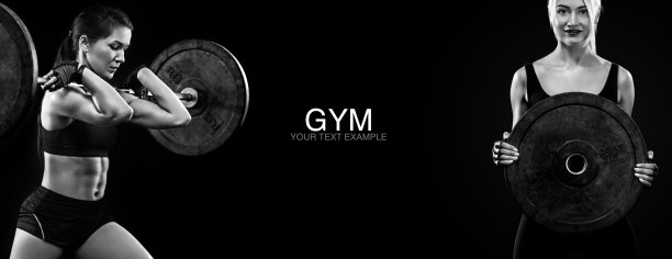 运动和健康的金发女人与哑铃运动在黑色背景保持健康。锻炼和健身动机。图片下载