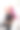 那个长着粉红色头发的女孩正坐在一张白色扶手椅上图片下载