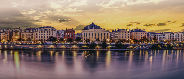 里昂图片素材ID：311475780