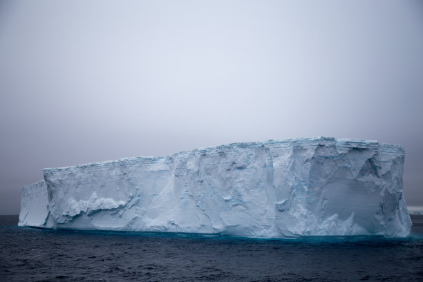 平顶冰山,南极洲图片下载