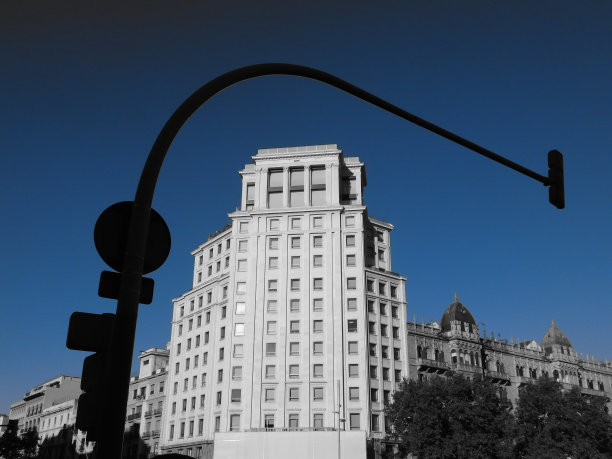 稳定和安全图片下载