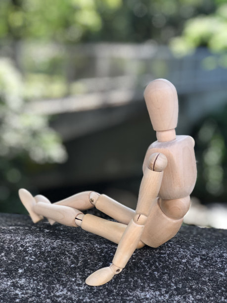 坐在桥上图片下载