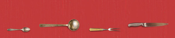 红色背景的复古餐具图片下载