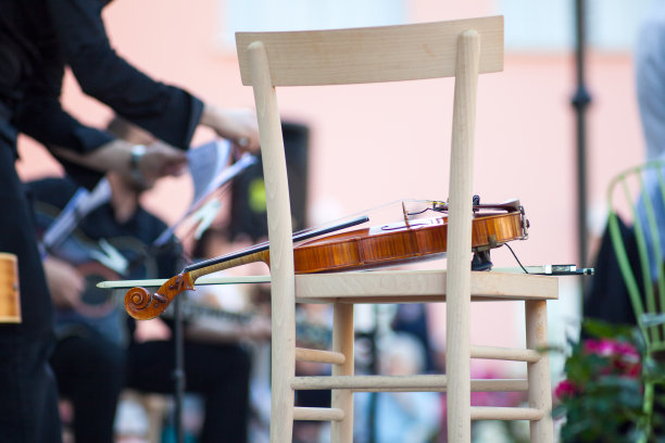 小提琴图片下载