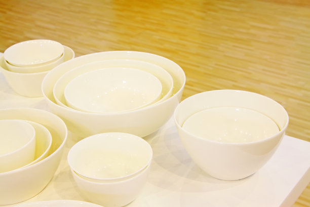 精美作品，陶瓷工艺品餐具，特写照片图片下载