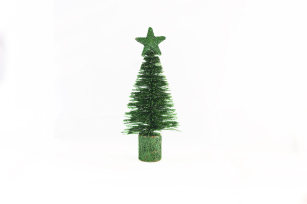 圣诞树模型在白色的背景图片下载