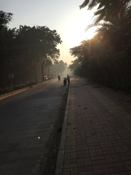 消失的道路图片下载