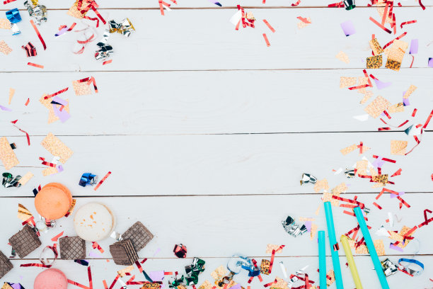 五彩纸屑和糖果做成的框架图片下载