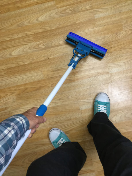 地板扫图片下载