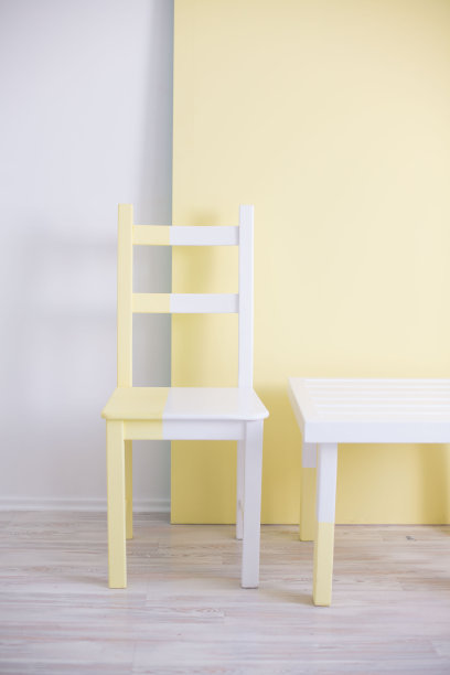 黄色和白色图片下载