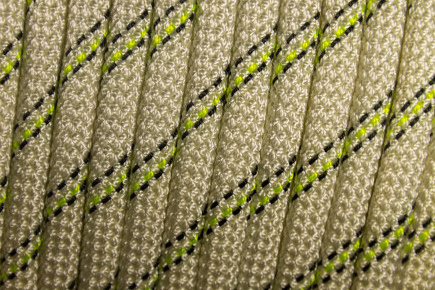 特写卷绕运动攀登绳图片下载