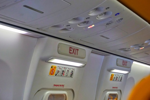 飞机内部图片下载