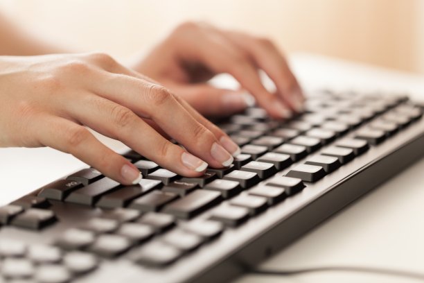 电脑键盘。图片下载