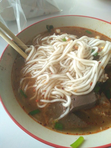 泰式面条味道鲜美图片下载