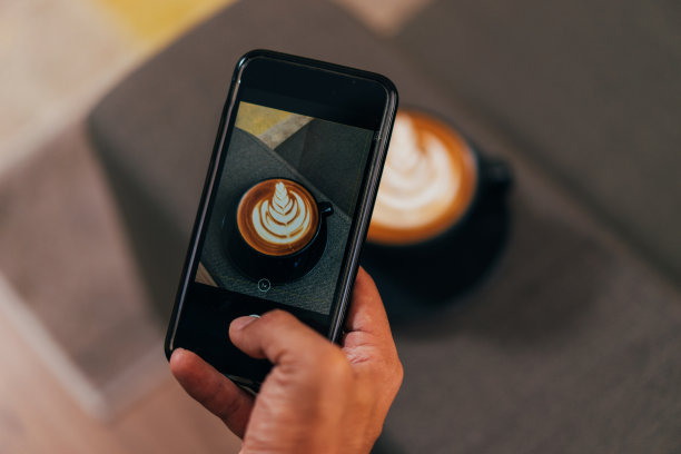 拍摄的咖啡杯图片下载