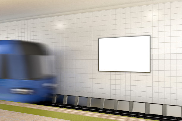 有火车的地铁站广告海报空白墙图片下载