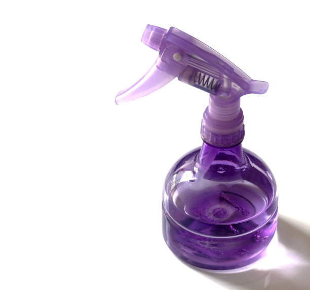 紫色塑料喷雾器图片下载