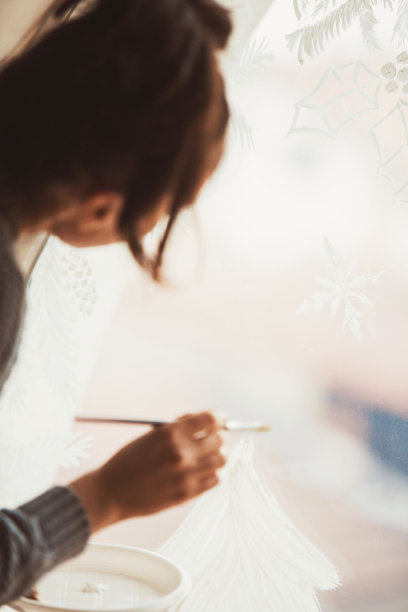 窗玻璃上的冬天图片下载