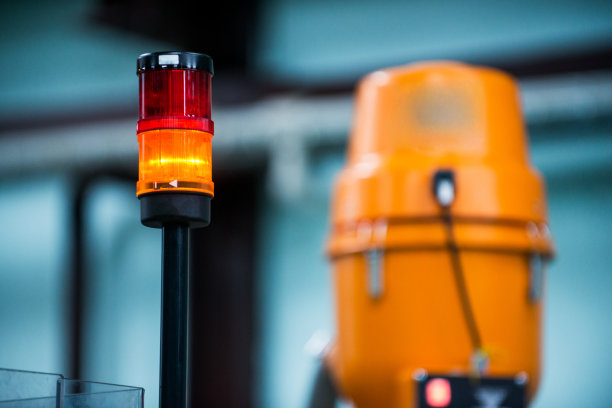 工作在工厂，灯光信号图片下载