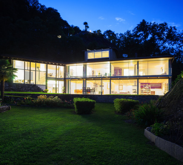 别墅夜景图片下载