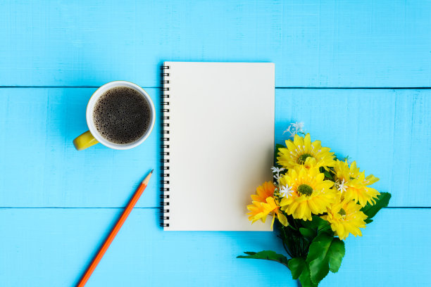 早上好，笔记本和咖啡图片下载