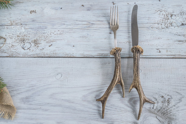 节日晚餐的餐桌摆设图片下载