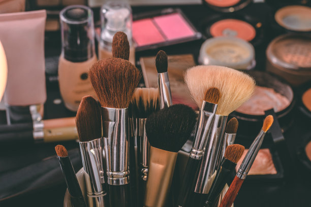 一套装饰化妆品。图片下载