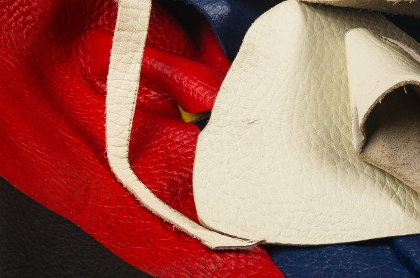 彩色碎片，天然皮革碎片图片下载