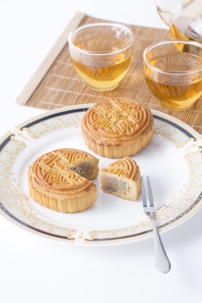 月饼和茶的特写图片下载